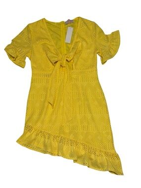 C+D+M Yellow Lace Ruffle Hem Dress NWT Short Sleeve Tie Front